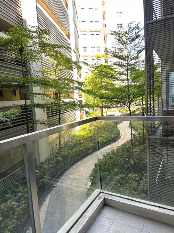 81 Newport Condominium Cluster 5 3A By Rechelle Nunag Пасай Экстерьер фото