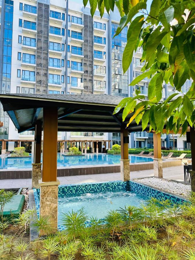 81 Newport Condominium Cluster 5 3A By Rechelle Nunag Пасай Экстерьер фото